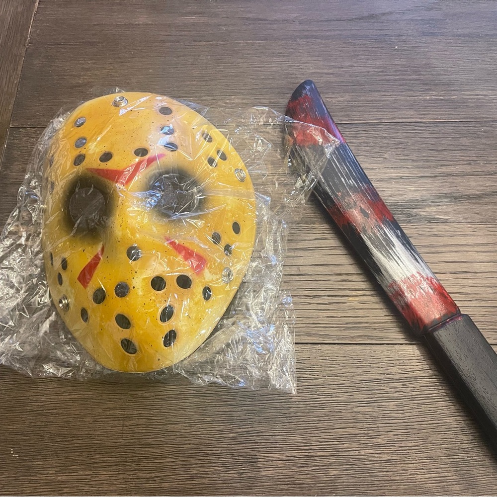 Jason Voorhees Friday the 13th Mask & Knife New but Packaging Opened…Mask Sealed